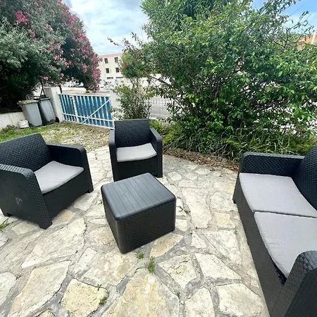 Quartier De La Pinede Les Pequelets Type 4 Jardin Clos Pour 6 Personnes N2 117 Le Grau-du-Roi