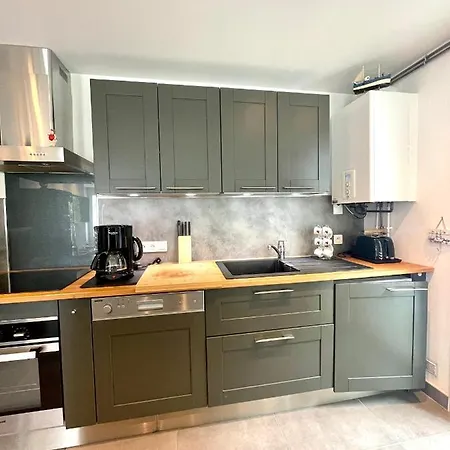 Villa Quartier De La Pinede Les Pequelets Type 4 Jardin Clos Pour 6 Personnes N2 117 Le Grau-du-Roi